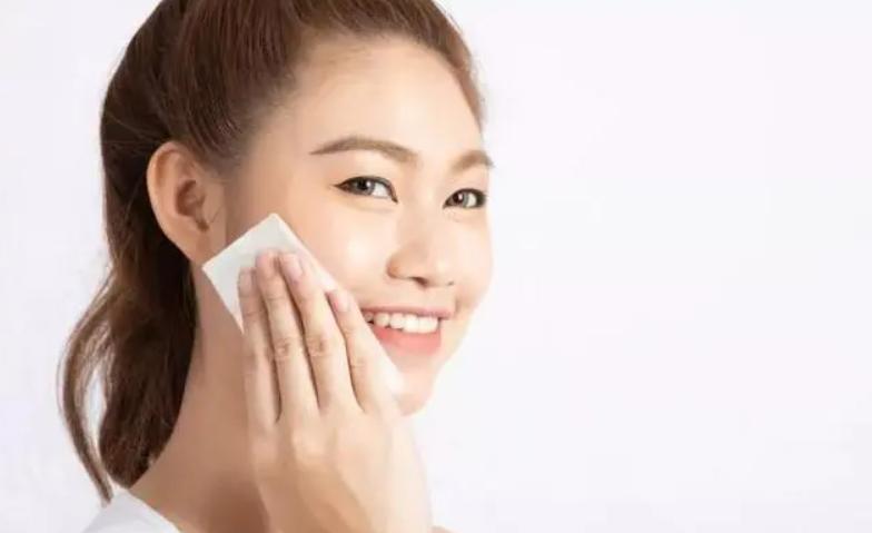 黄皮女生美白的正确思路,让黄皮变白的护肤方法是什么