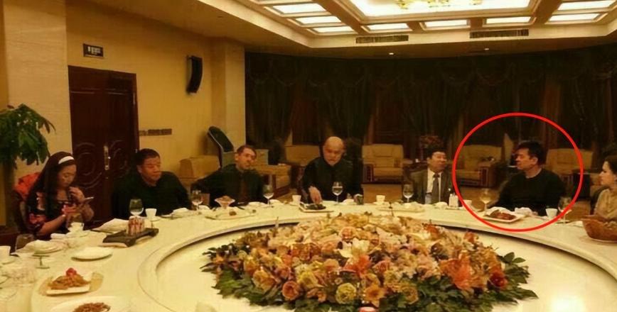 这一次，64岁的毕福剑，不再被世界宽容