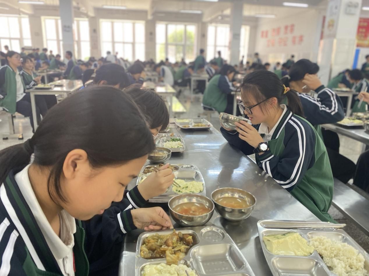 安徽新锐集团丨滁州儒林外国语学校校园角色卡，今天你是什么角色