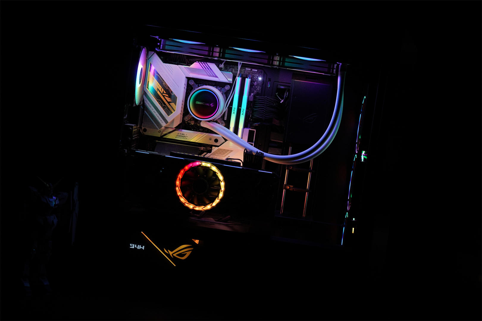 万事俱备，只等40系显卡上市，ROGTHOR1000PLATINUMII电源分享