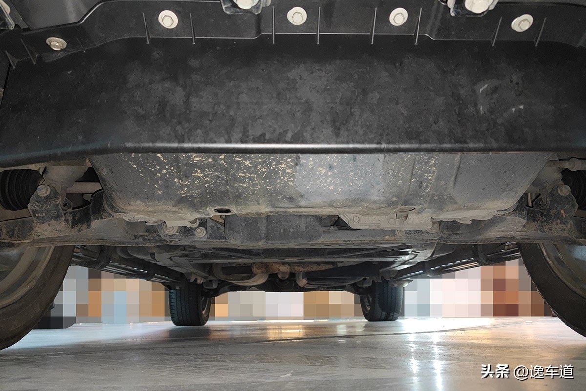 最新款英菲尼迪qx80平行进口报价,途乐5.6和英菲尼迪qx80哪个更保值