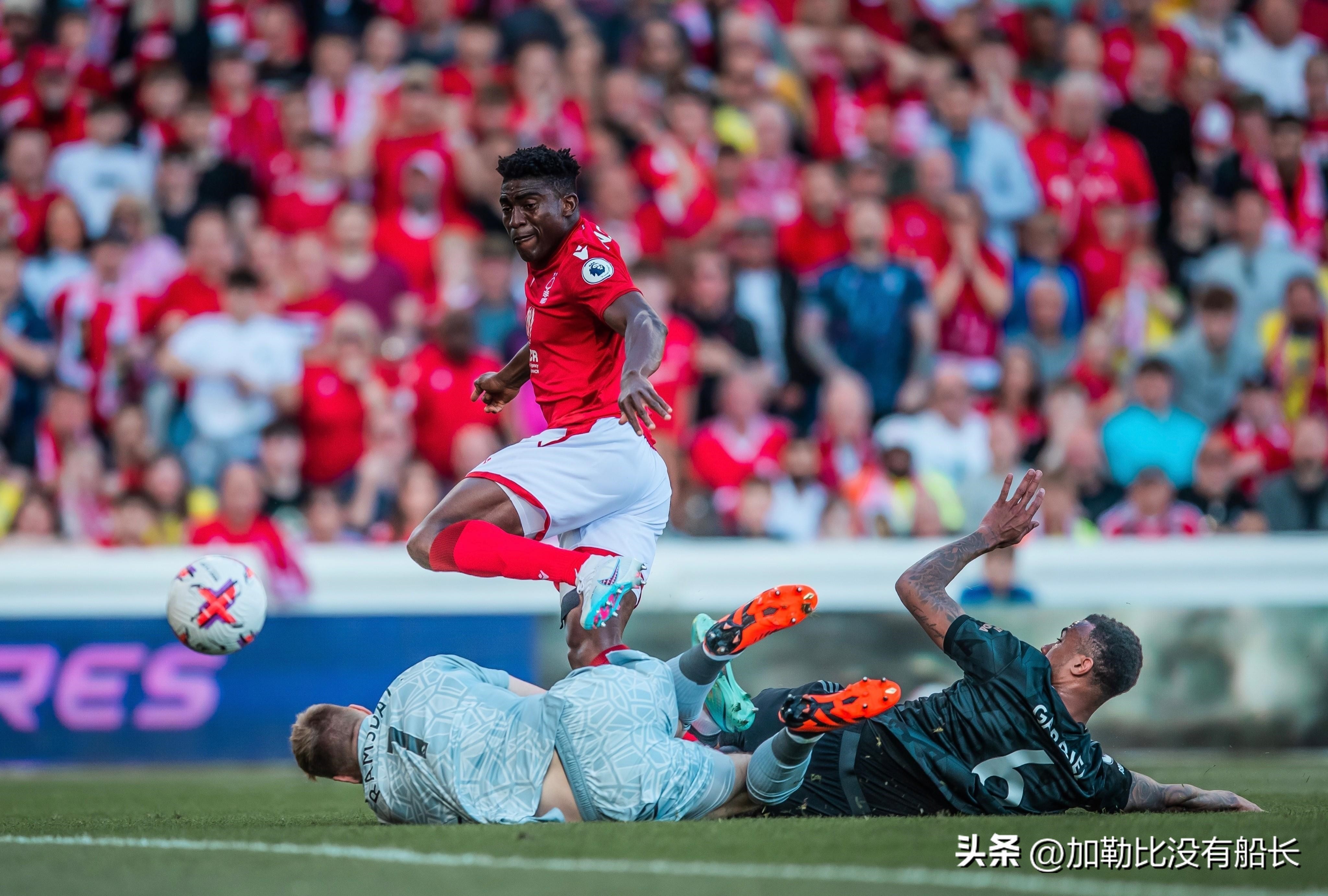 英超曼城阿森纳实现关键胜利,送曼城精选