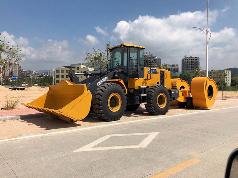 30吨冲击式压路机,冲击压路机施工视频