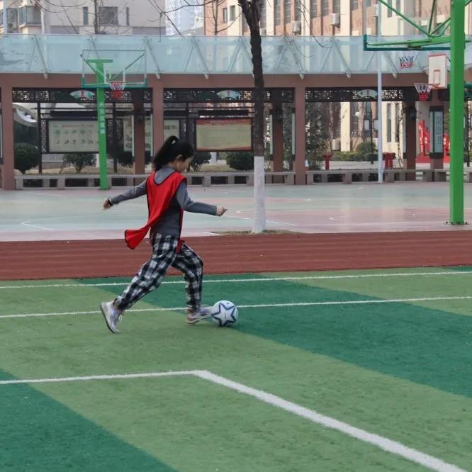 滕州龙泉街道中心小学足球队,龙泉市2019年中小学足球比赛