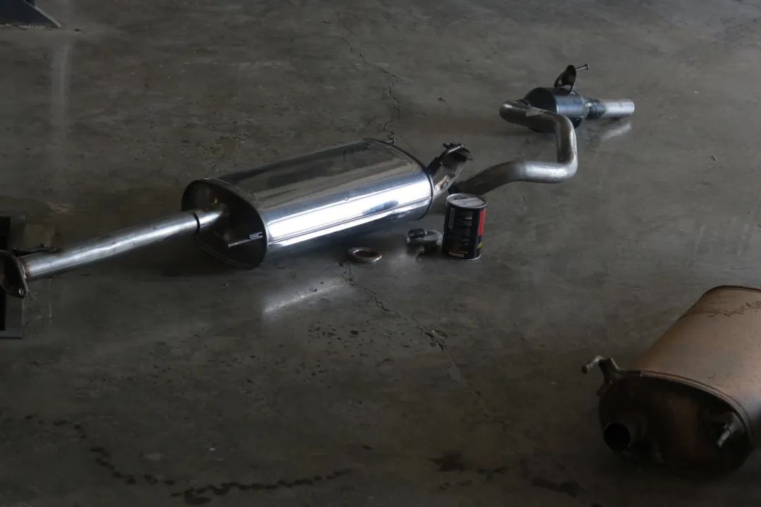 03年老款丰田霸道图片,经典极品老车丰田霸道