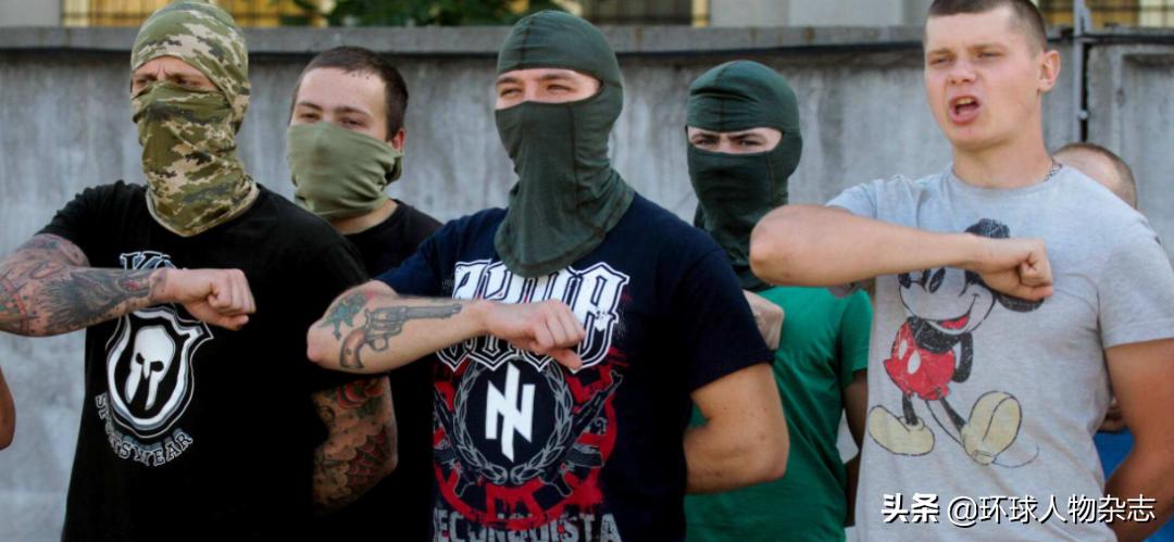 逼老人小孩拿枪上战场?无耻