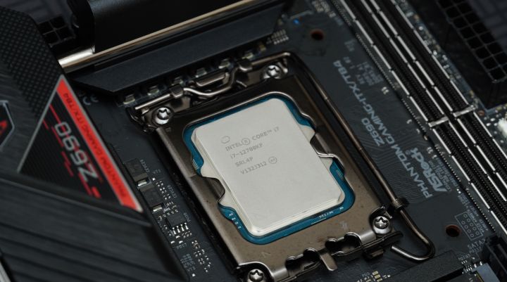 rogz11主机,rogz11可以配什么主板