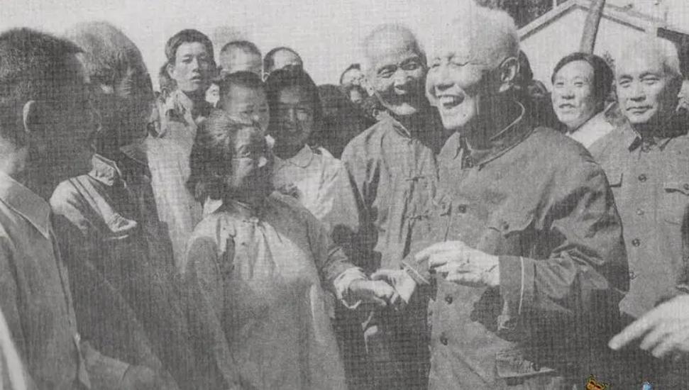 黄维被俘后视频,黄维被赦免后的生活