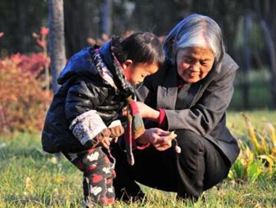 10年前,那个曾教3亿人疯狂英语,被曝家暴丑闻的李阳,如今怎样了