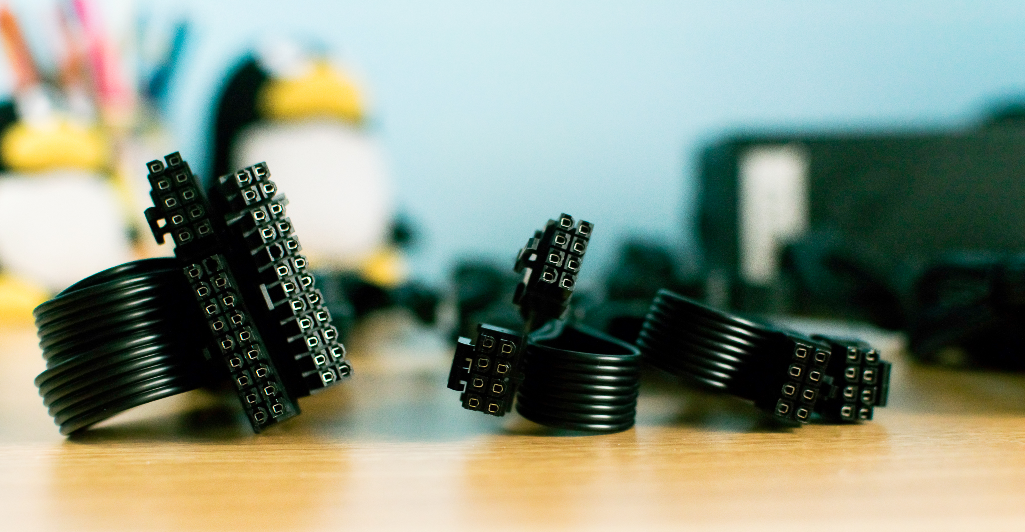 电源pcie5.0和3.0区别,pcie5.0接口必须换电源吗