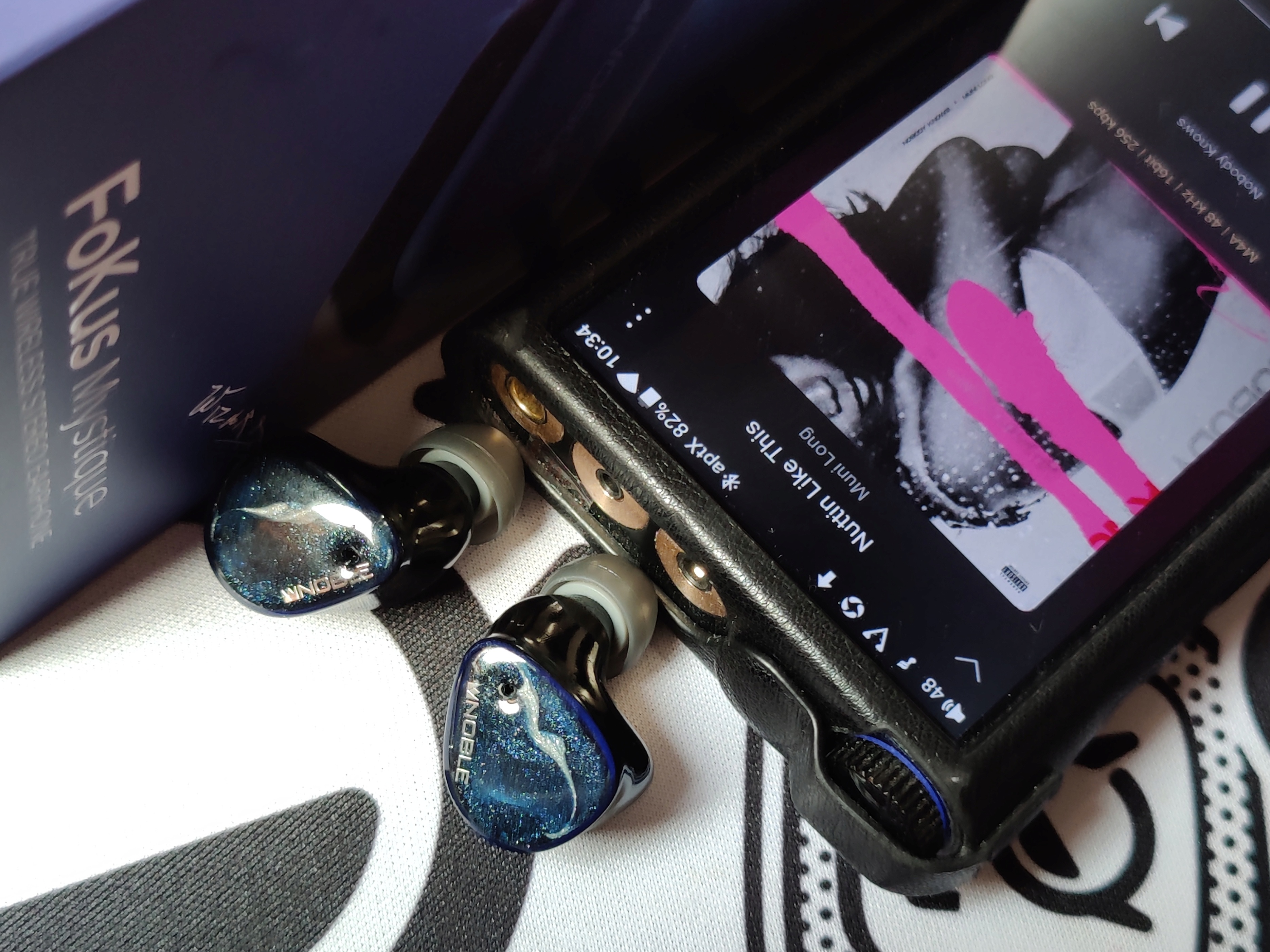 Tws磁吸蓝牙耳机评测,tws空气传导蓝牙耳机