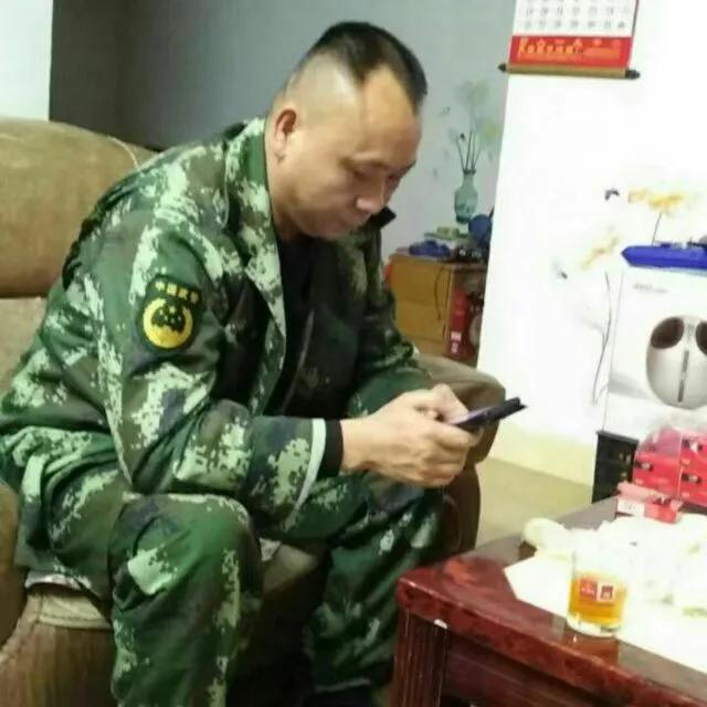 转业不转志永葆军人本色,转业不转志退伍不褪色