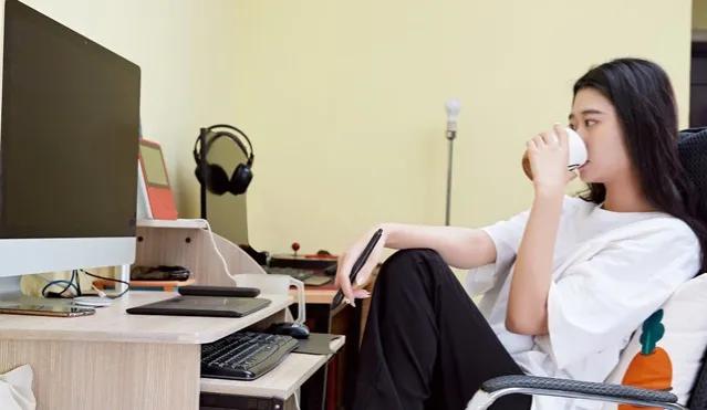 妻子怀孕后变胖变丑，还怀疑我有外遇，我差点和她离婚