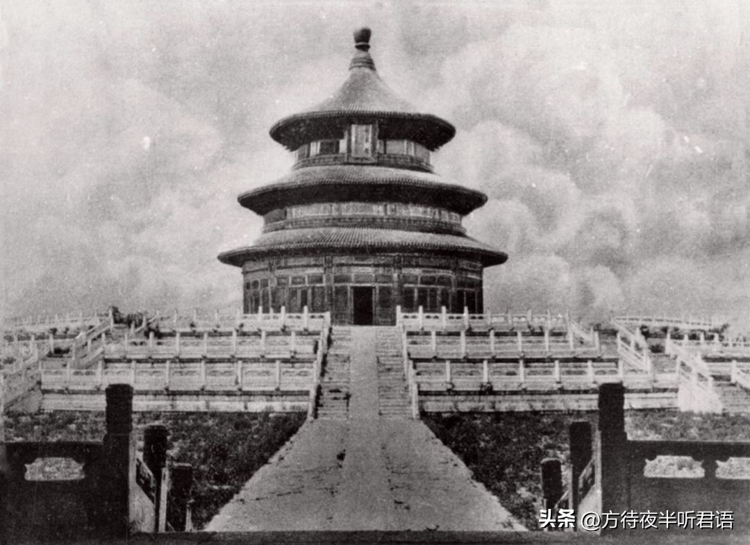 老照片90年代的故宫 (故宫老照片光影百年)