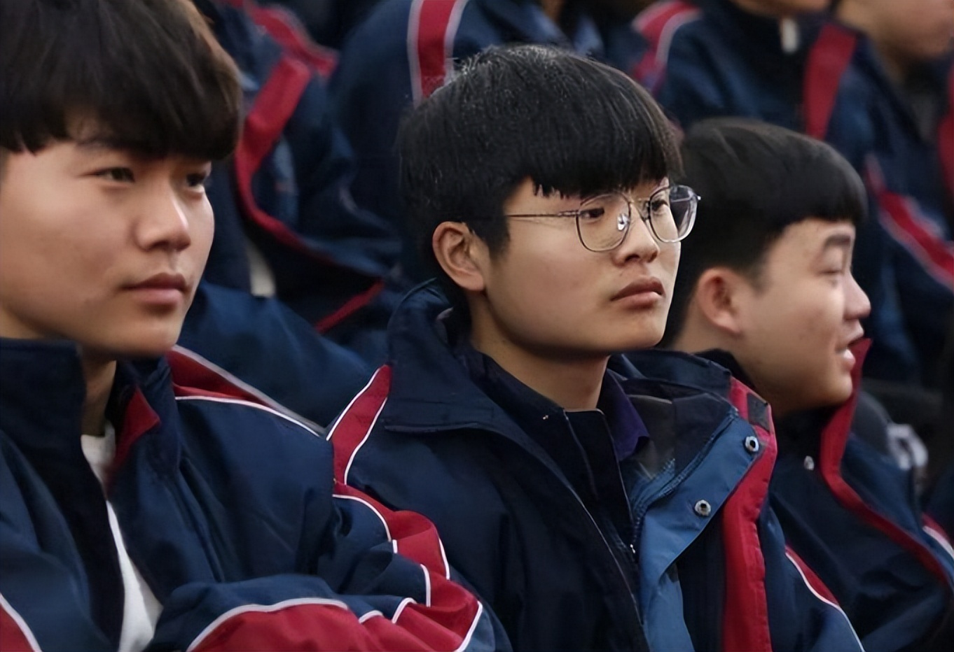 “达到4级以上很牛了”，2023学生家庭收入等级表，你是否拖后腿