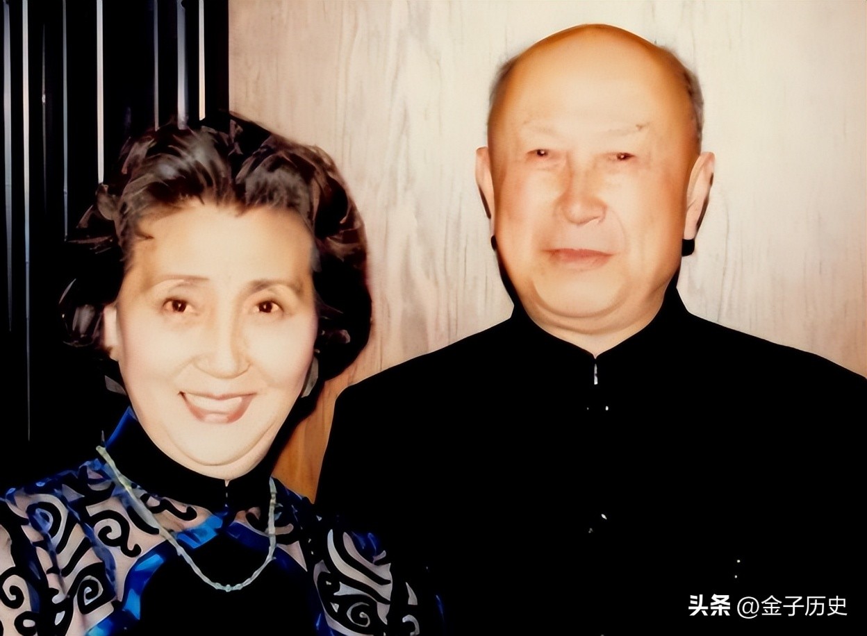 日本女护士嫁中国将军64年，生下歌唱家女儿，女婿更是家喻户晓