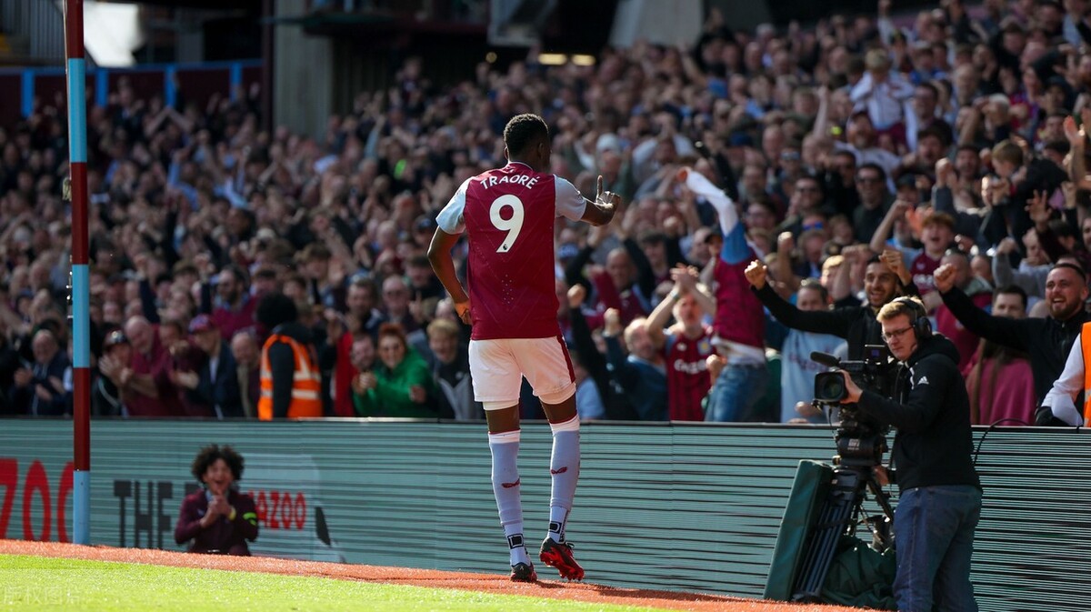 竞彩足球半球盘分析,竞彩足球分析推荐罗森博格