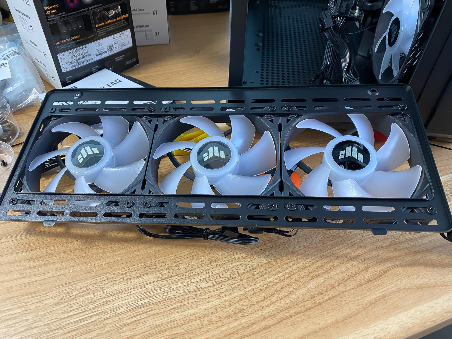 华硕tuf502机箱评测,tuf502弹药库风道布置教程