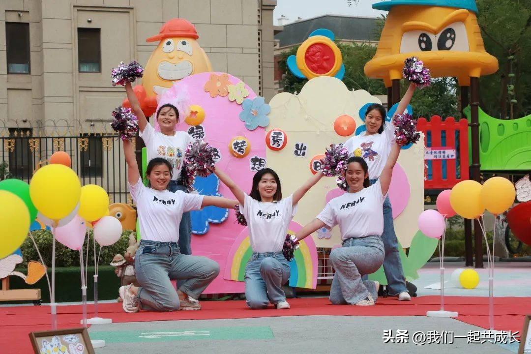 六一环保时装秀视频,幼儿园六一儿童节环保时装秀