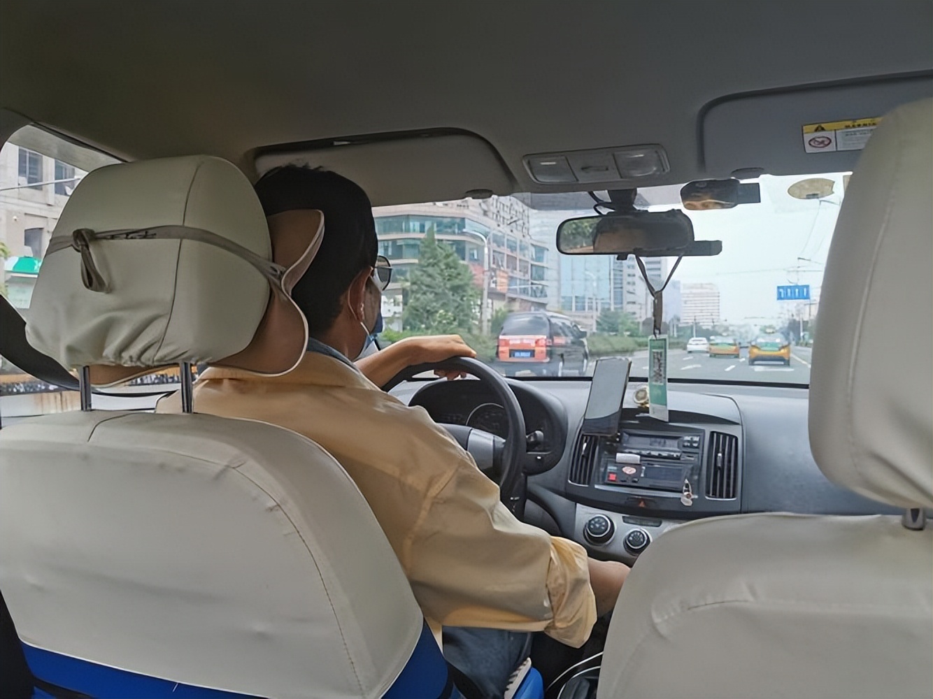 手术室黄腔?那些无处不在的性骚扰