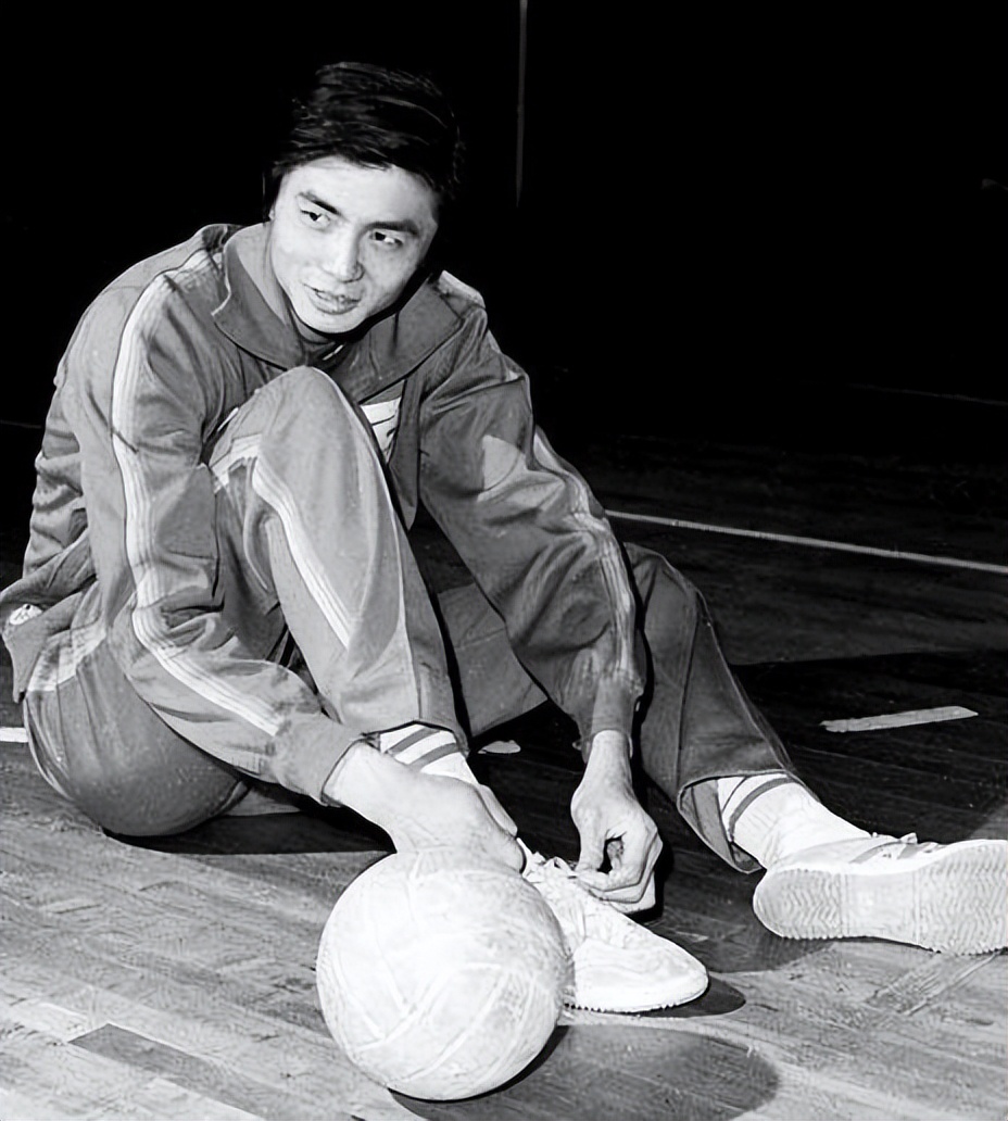 张瑜汪嘉伟合影,汪嘉伟曾和演员张瑜结婚了吗