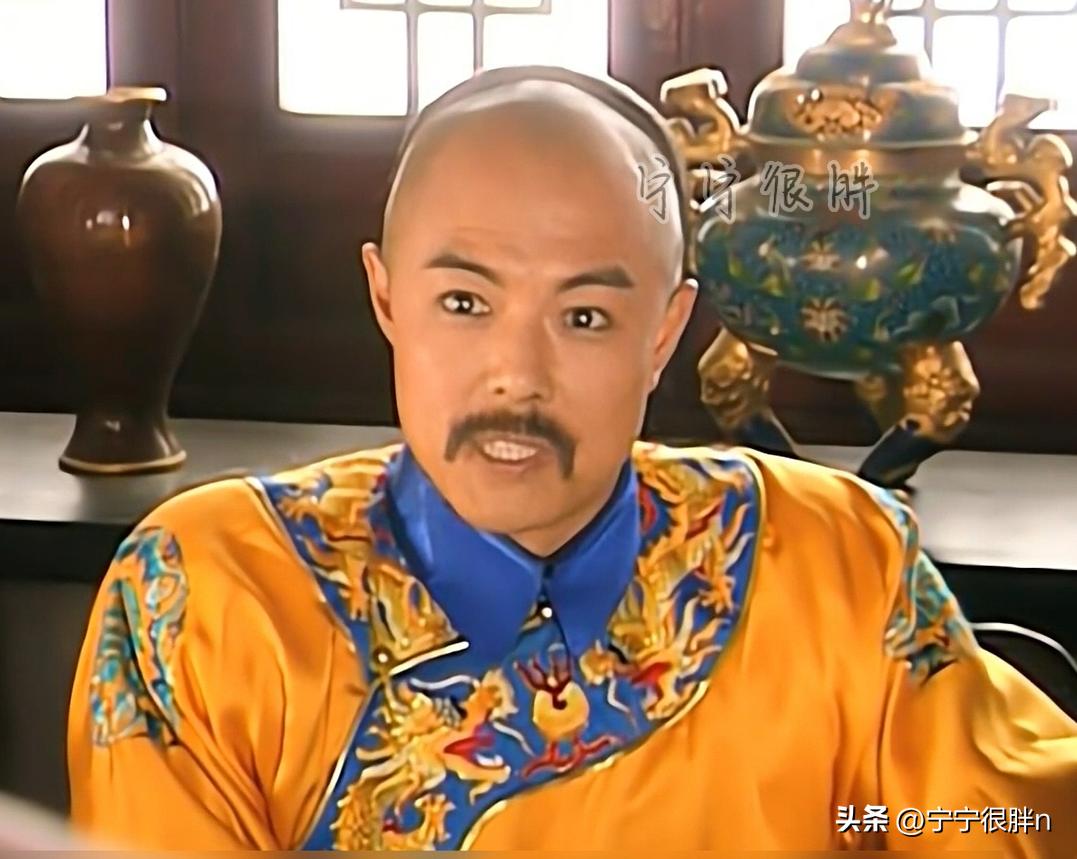 再看还珠格格颠覆三观,为什么还珠格格中小燕子惹人厌恶