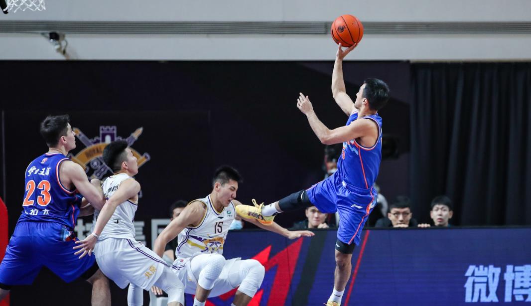 新疆男篮本赛季对阵广东男篮战绩,广东男篮vs新疆男篮历史战绩