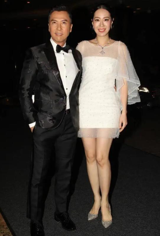 娱乐圈娶了富婆的10位男明星,娶了富婆的10位男星