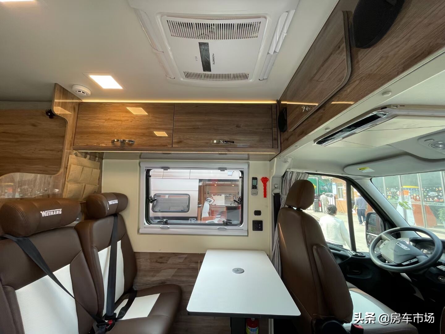 双层依维柯房车c型3.0t柴油,依维柯房车进藏