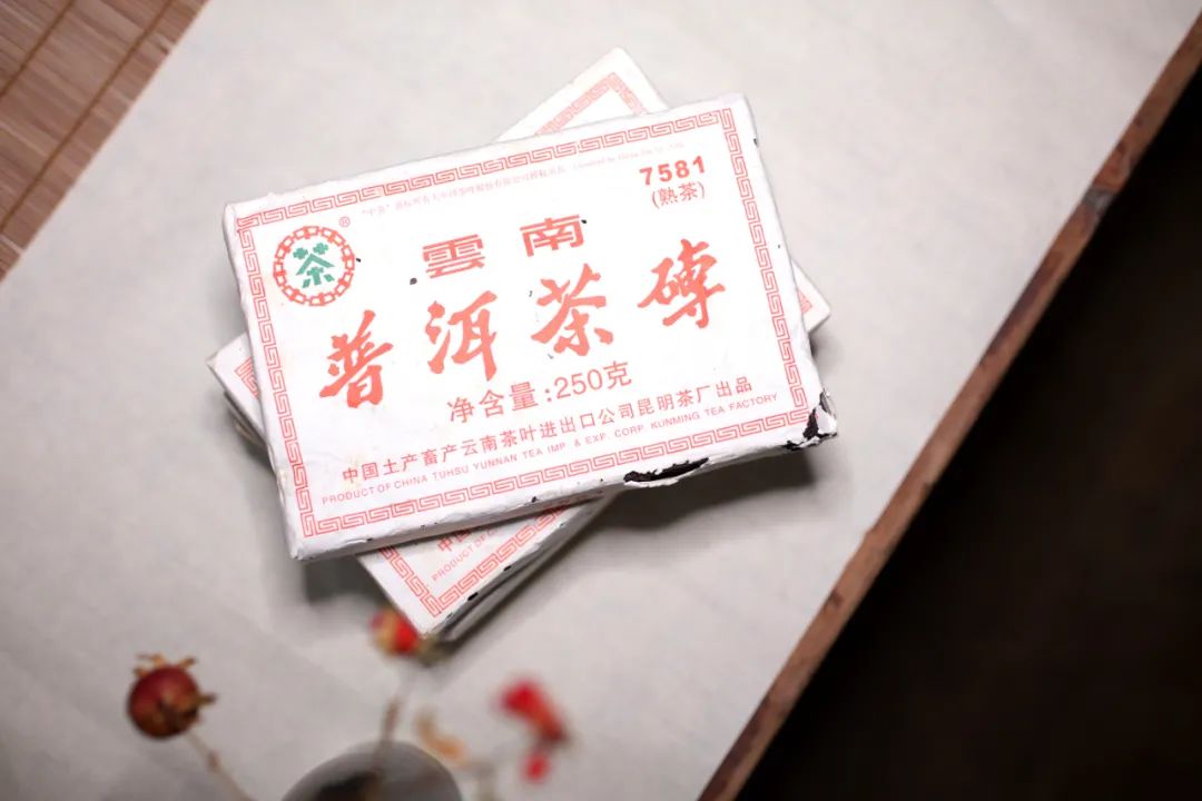 要喝普洱茶，你要先学会怎么撬开它