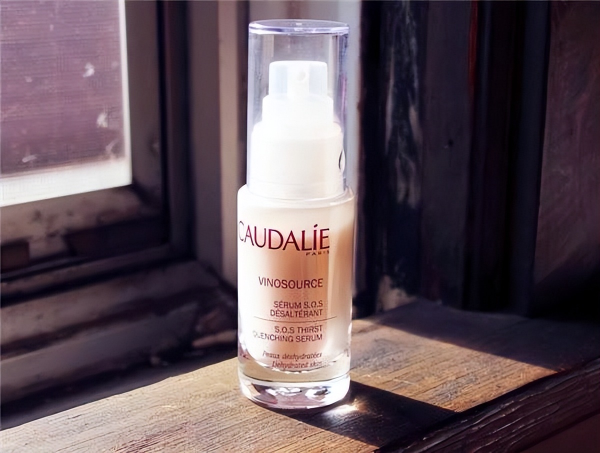 油痘肌抗氧化美白精华推荐,淡化痘印美白精华推荐