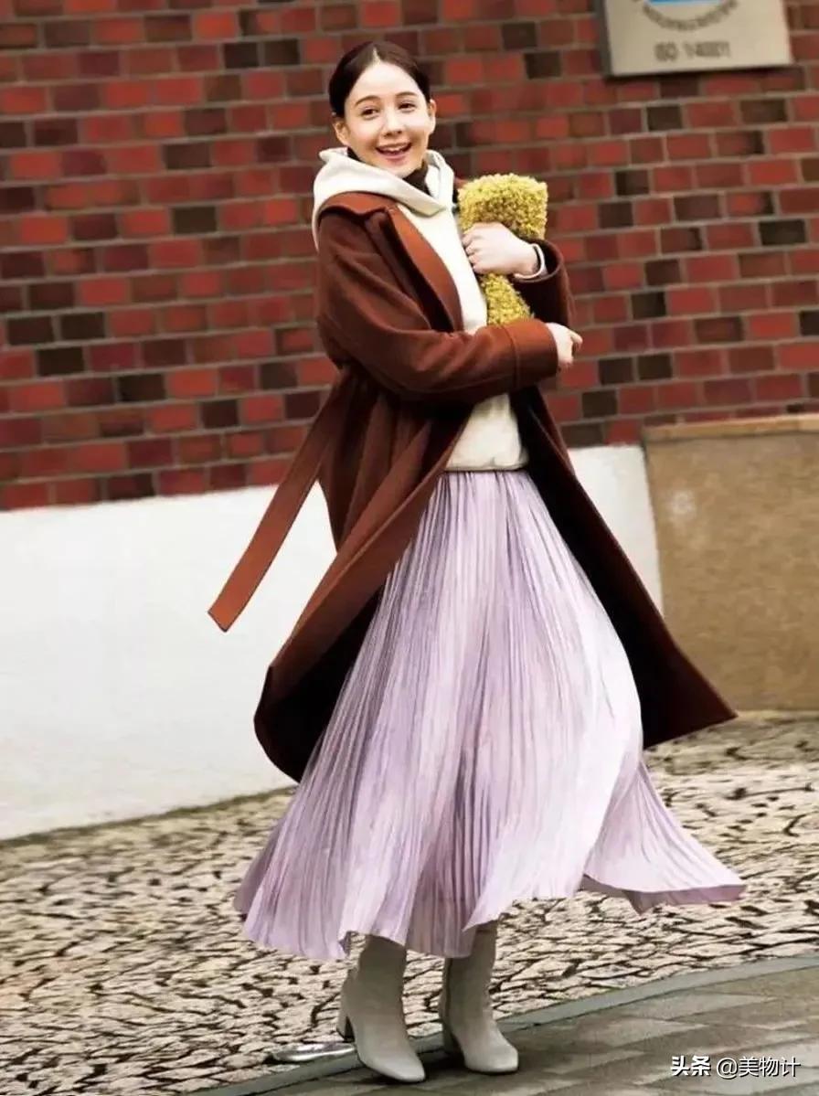 2022新年火爆穿搭,新年100套穿搭美翻了16岁