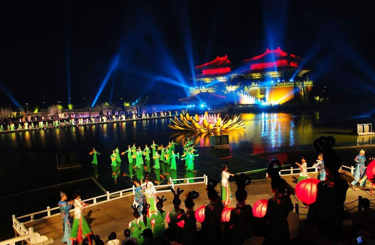 清明上河园免费,开封清明上河园免费最新消息