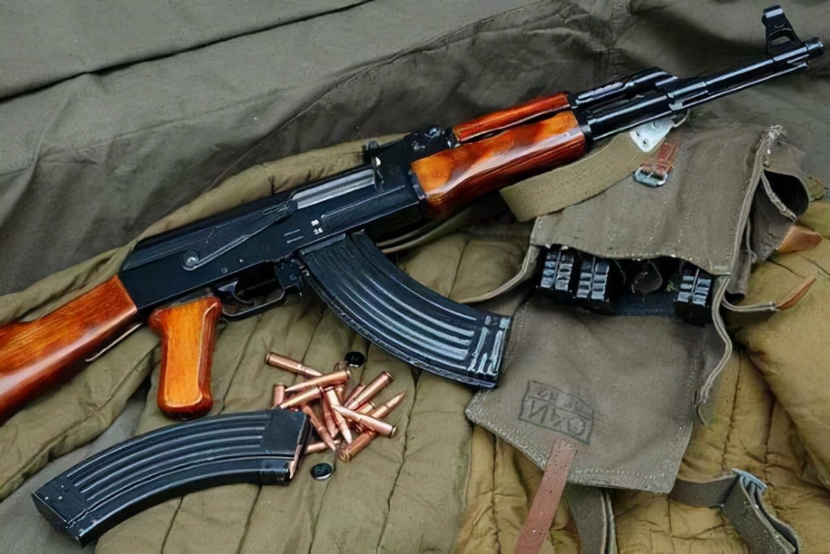 厄瓜多尔卖武器,厄瓜多尔低价购买装备