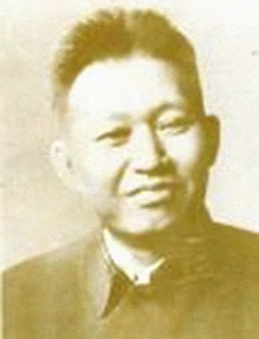 遵义会议时讽刺毛主席不会打仗的凯丰,他最终的人生结局如何?