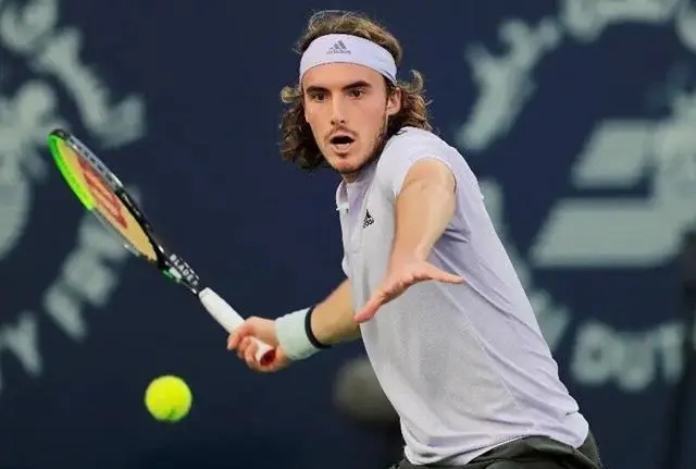 德约两盘险胜兹维列夫跻身决赛,德约3-1轻取沙波瓦洛夫晋级