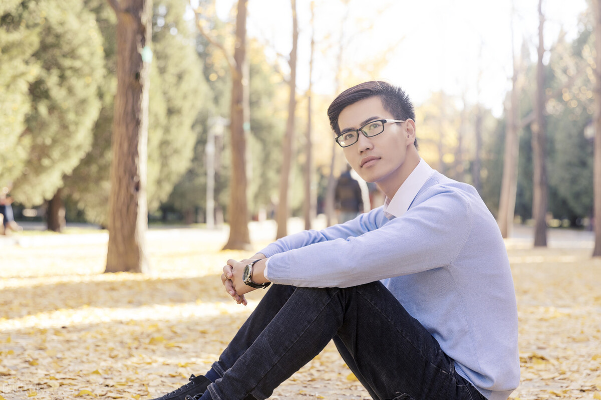 女孩从小被嫌弃10年后回家,女孩从小被嫌弃十年后回家