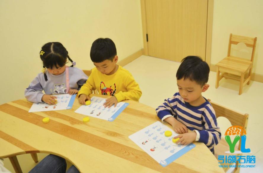 宝宝语言能力强应如何培养,如何帮助宝宝提高语言发展