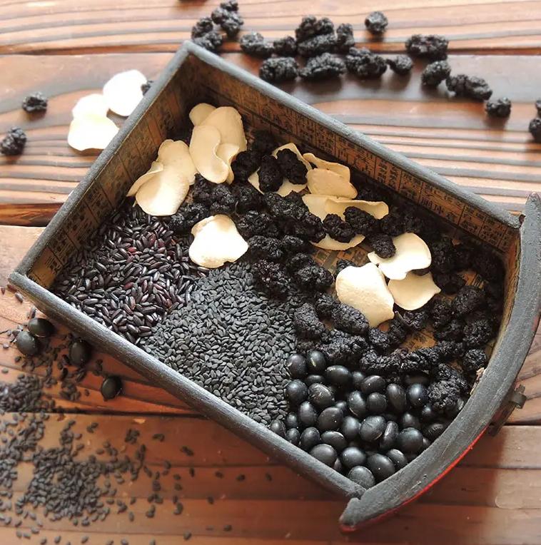 秃如其来的烦恼你有吗,秃如其来揭秘你脱发的重要原因