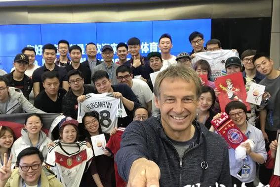 克林斯曼面对韩国球迷指责的回应,韩国足协克林斯曼多方面未达预期