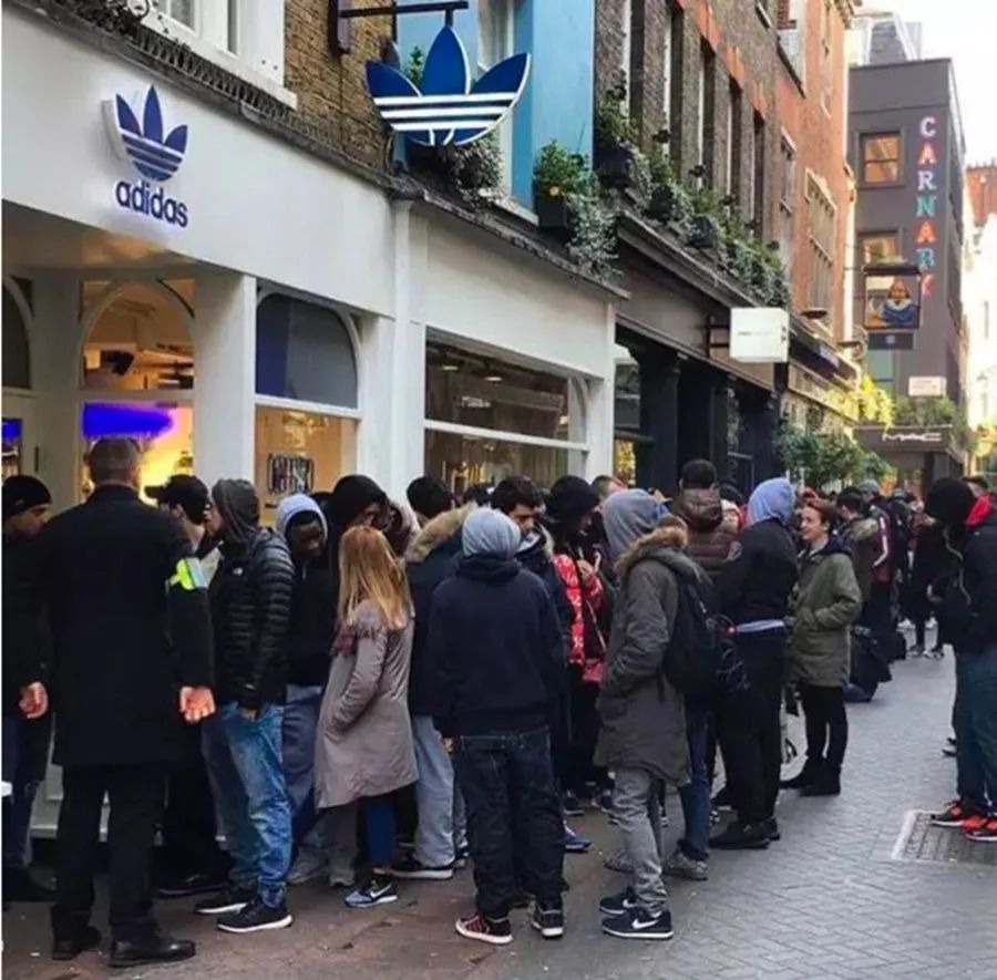 曾经的神鞋nmd,昔日鞋王nmd