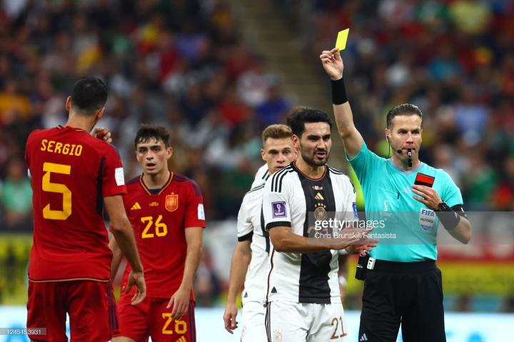 世界杯布斯克茨黄牌,布斯克茨射丢点球