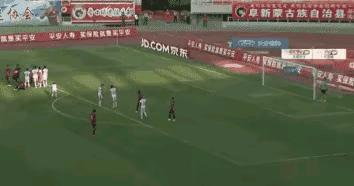 风云足球搞笑集锦,国外关于足球搞笑视频集锦