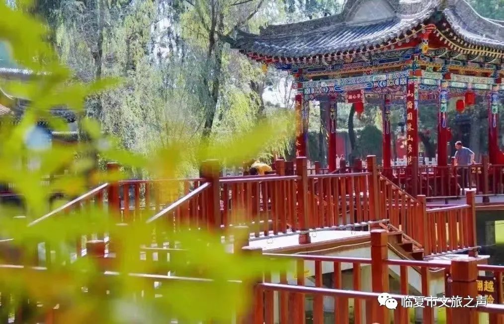 鑷寸編涓界殑灏忓煄涓村,杩欐槸鎴戠敓娲荤殑灏忓煄