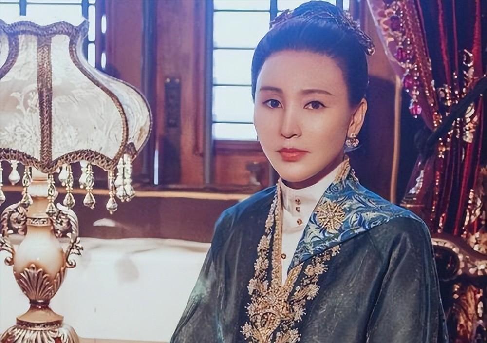 禁忌之恋，地下裸婚，丈夫7剧捧红！