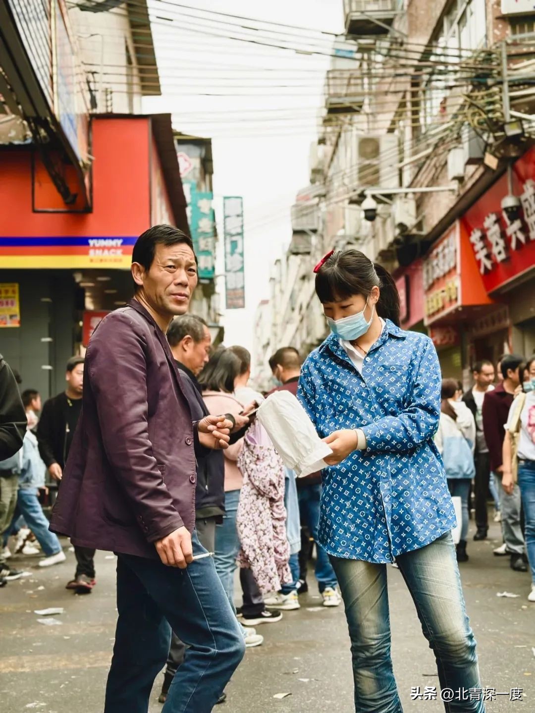 拆违中的广州康鹭制衣村：有人一夜间从老板做回散工，也有人想重新买厂“赌一把”