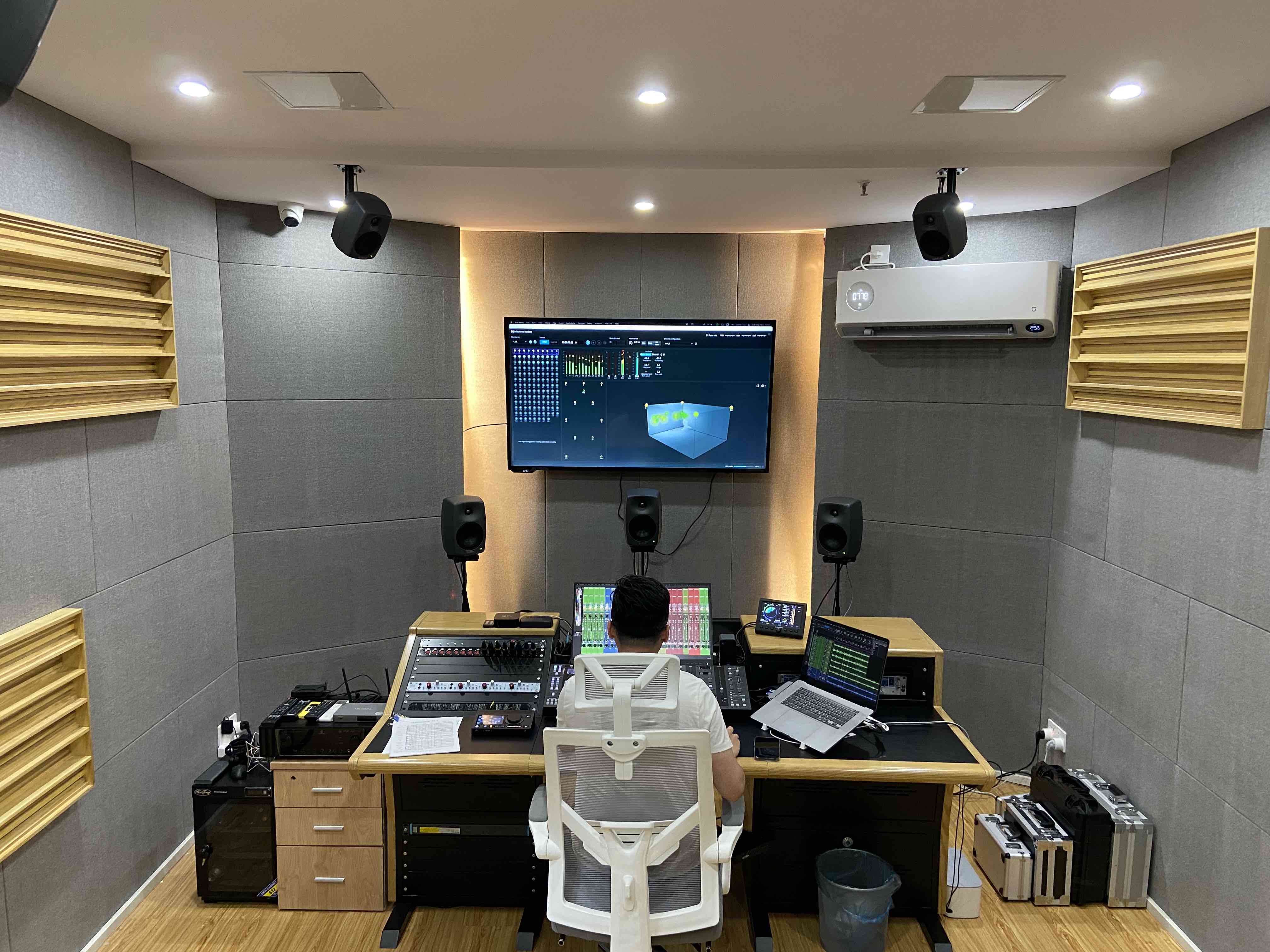 22.5m²经济适用型杜比全景声音乐工作室！孙屹的“妙妙屋”