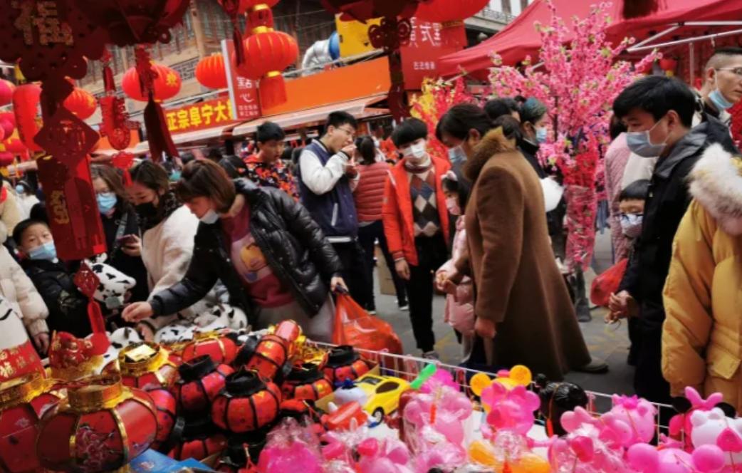 年快过完了，各地发生了作呕的事情，又令人恶心了一回