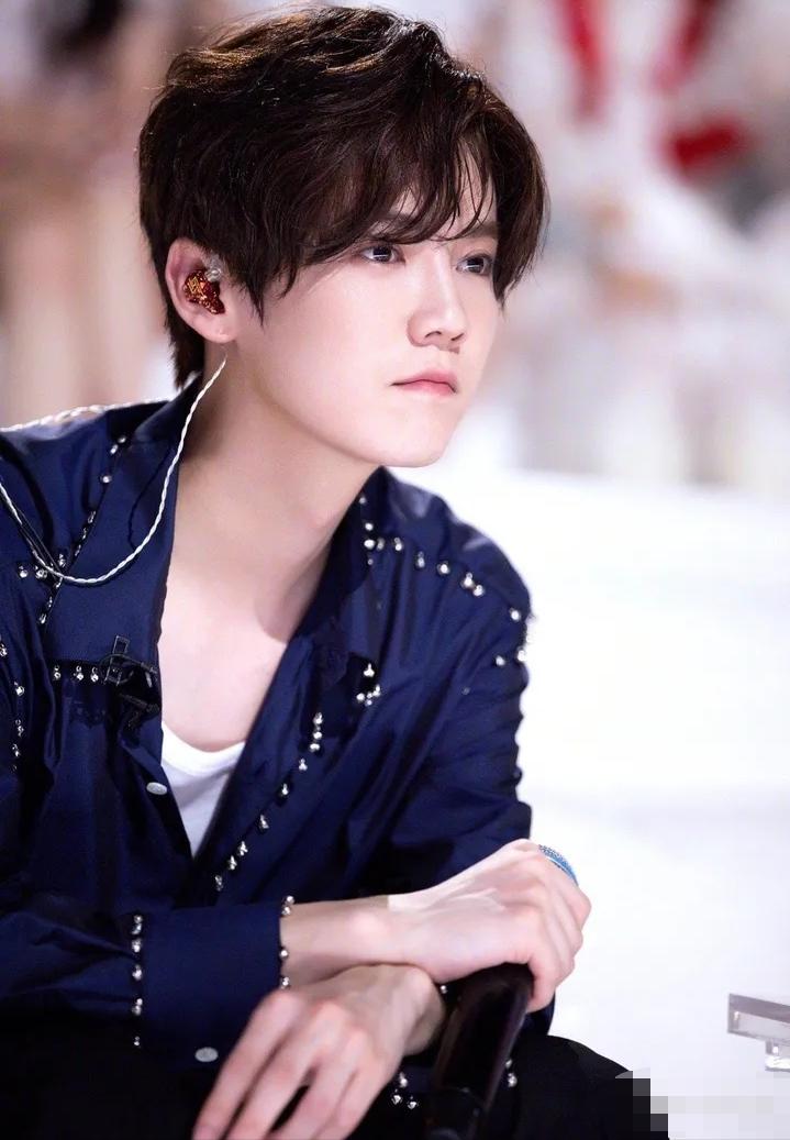 从顶流陨落的明星,从顶流男神到无人问津的八位男星