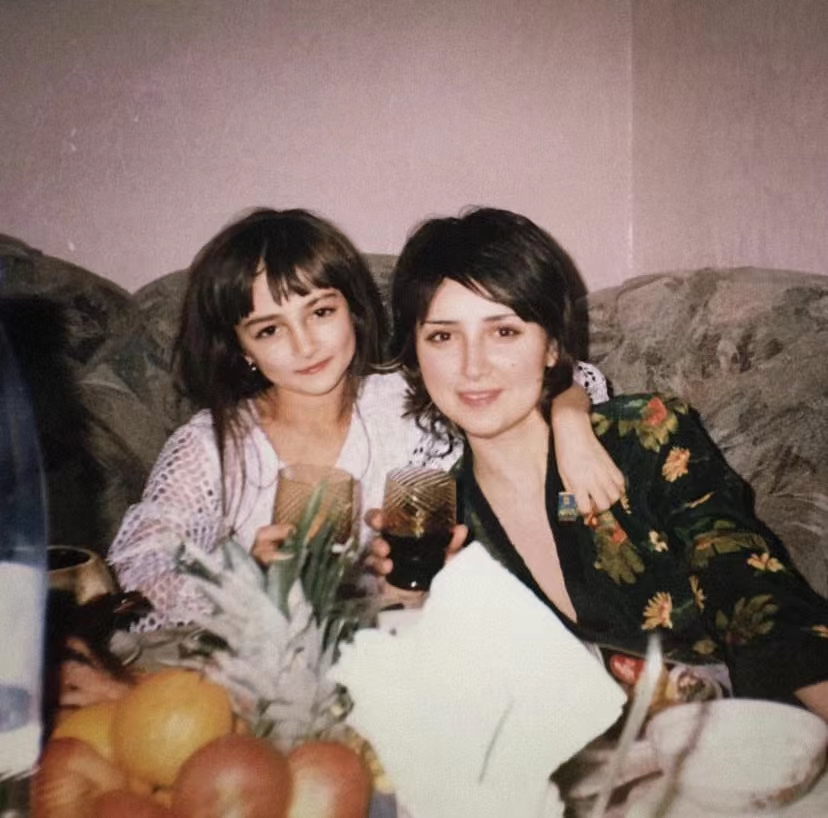 天津小伙带乌克兰妻子丈母娘回国,天津富二代娶乌克兰洋媳妇